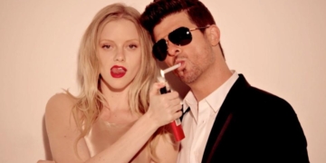 Robin Thicke in his "Blurred Lines" video.