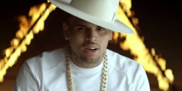 Chris Brown in New Flame video