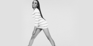 R&B singer Monica