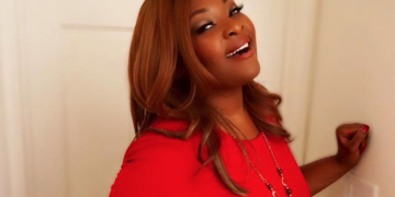 A photo of R&B singer Candice Glover