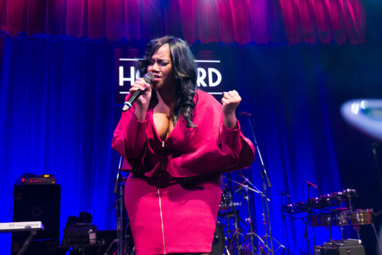 Kelly Price performed her classic hit "As We Lay."

(Photo credit: Tony Mobley for The LoveLife Foundation)