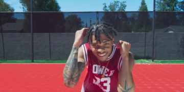 tone stith in light flex video
