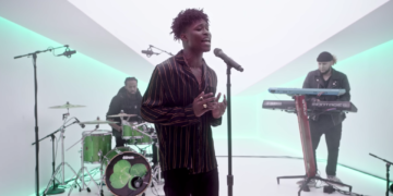 Lucky Daye performs for Vevo DSCVR