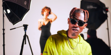 A screenshot from B Smyth's Too Many Reasons video