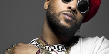 Ro James