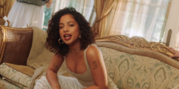 Kiana Lede Mad At Me video