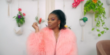 ari lennox bussit video