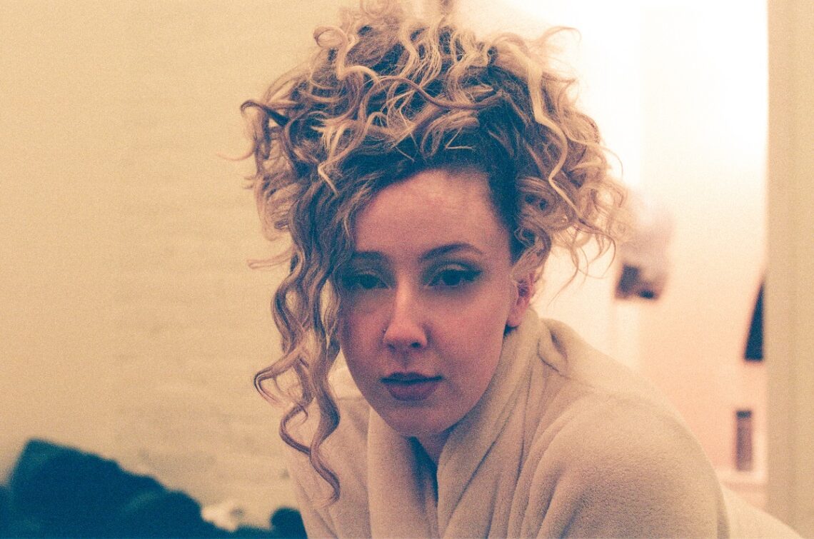 LOONY Releases New Song 'raw' - Rated R&B