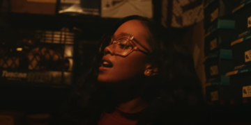H.E.R. Fight For You music video