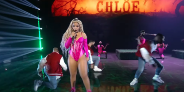Chloe VMAs