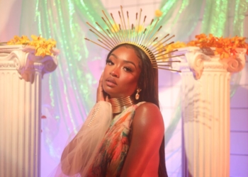 Kayla Brianna Too Long video