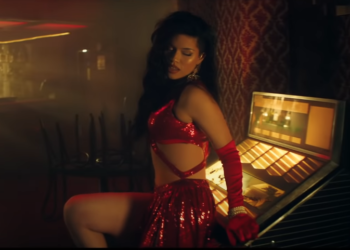 Aiyana-Lee Make You Love Me video
