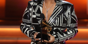Jazmine Sullivan wins Best R&B Album for Heaux Tales at 64th Grammy Awards