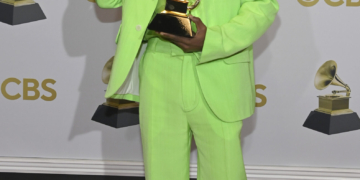 Lucky Daye wins at 64th Grammy Awards