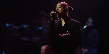 Ella Mai performs Hide for Pandora
