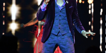 usher performs at Dolby Live at Park MGM las vegas residency