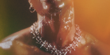 Lucky Daye's "Candydrip (Deluxe)" album cover.