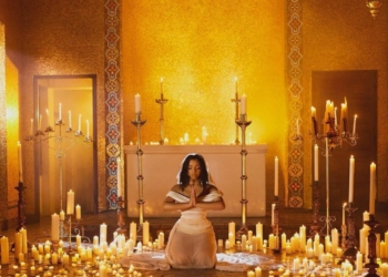 Chlöe Bailey Pray It Away single cover