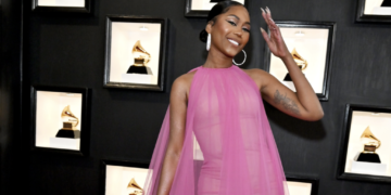 Muni Long's "Hrs & Hrs" wins Best R&B performance at 2023 Grammy Awards.