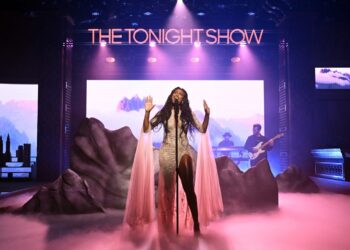 Coco Jones performs ICU on The Tonight Show Starring Jimmy Fallon.