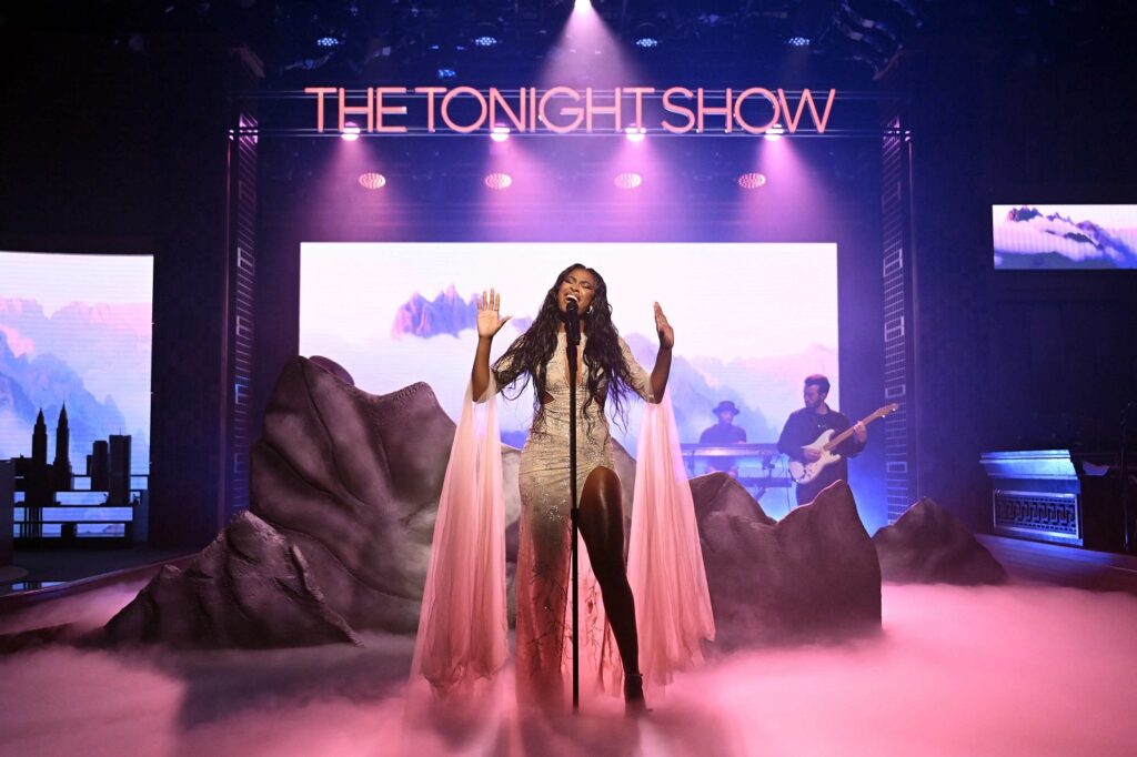 Coco Jones performs ICU on The Tonight Show Starring Jimmy Fallon.