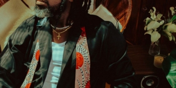 R&B singer Aaron Taylor