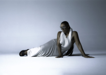 Naomi Sharon Obsidian