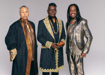 A photo of band Earth, Wind & Fire