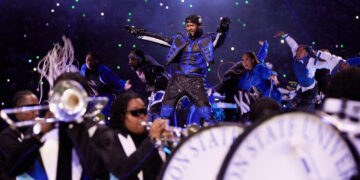 Usher at Super Bowl LVIII Halftime Show.