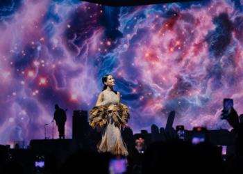 Jhené Aiko at her Magic Hour Tour stop in Detroit.