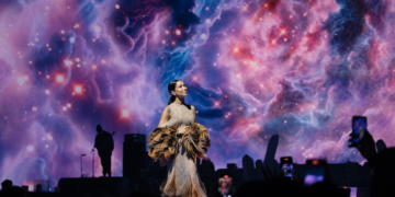 Jhené Aiko at her Magic Hour Tour stop in Detroit.