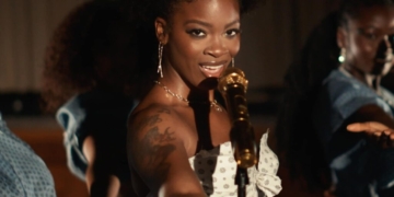 Ari Lennox's Smoke single cover