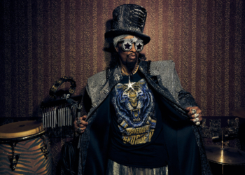 A photo of legendary bassist Bootsy Collins