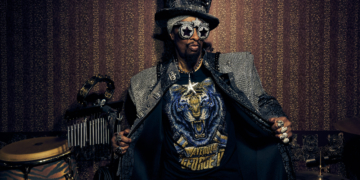 A photo of legendary bassist Bootsy Collins