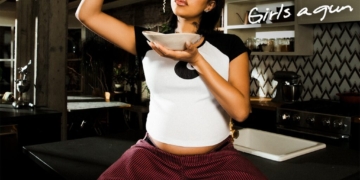 Raiche's Girls A Gun single cover