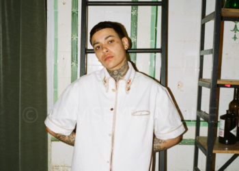 A photo of singer Kwn