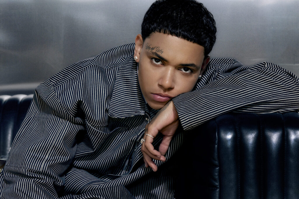 A photo of singer kwn