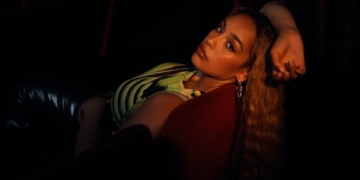 A photo of Jorja Smith