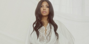 A photo of R&B singer Toni Braxton
