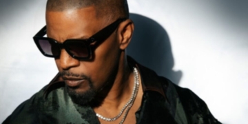 Jamie Foxx's "Somebody" single cover.
