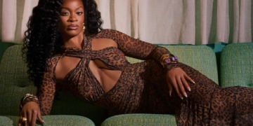 Ari Lennox.