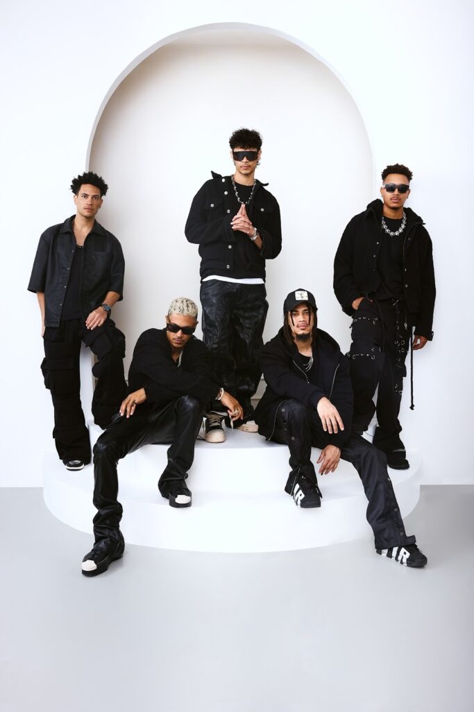 A photo of R&B group B5