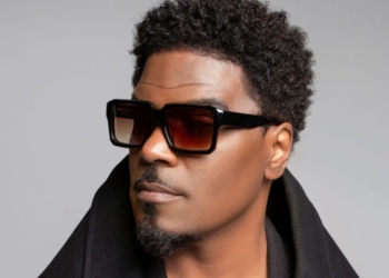 A photo of Glenn Lewis