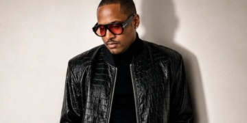 A photo of Johnny Gill